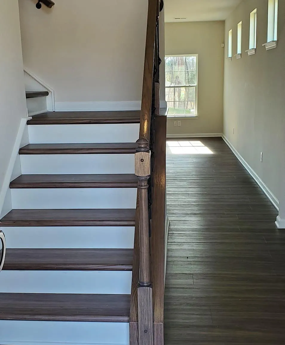 4 bed, 2.5 bath, 2098 sqft, $2,550 — Photo 3