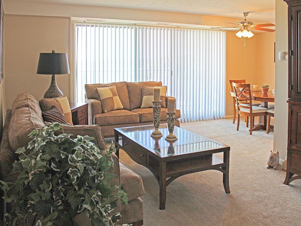 Willoughby Hills Towers - 27400 Chardon Rd Willoughby Hills OH | Zillow