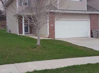 3949 N 18th St, Lincoln, NE 68521