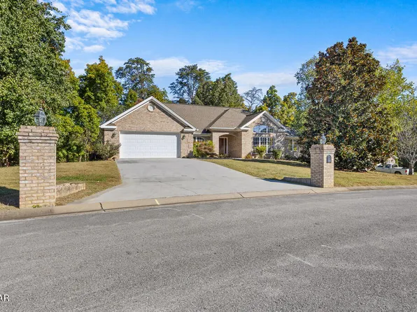 140 Gallahad Ct, Sevierville, TN 37876