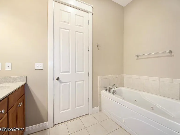 9506 Gerardia Ln — Photo 30