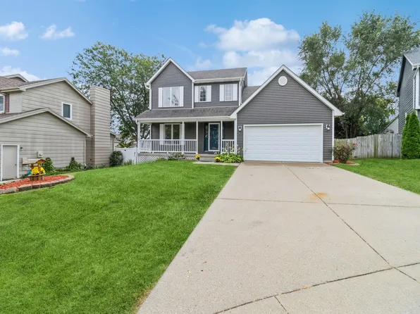 3157 E Kenyon Ave, Des Moines, IA 50320
