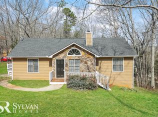 10 Mountain View Ct, Cartersville, GA 30120