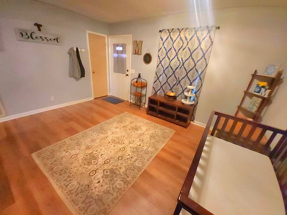 5th image of 193 Highland Ave