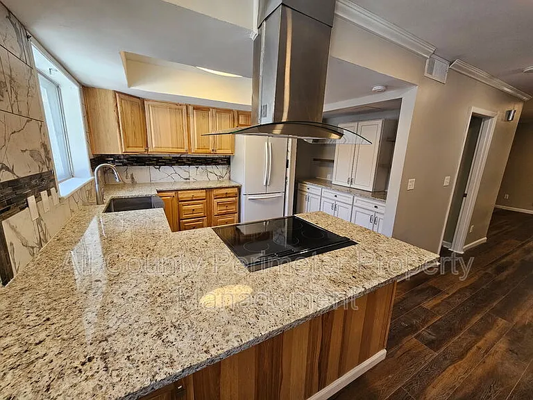 7309 Cardigan Cir — Photo 5