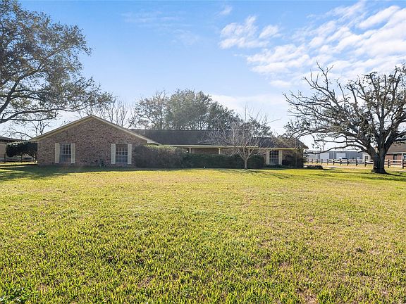 3rd image of 13805 County Road 282