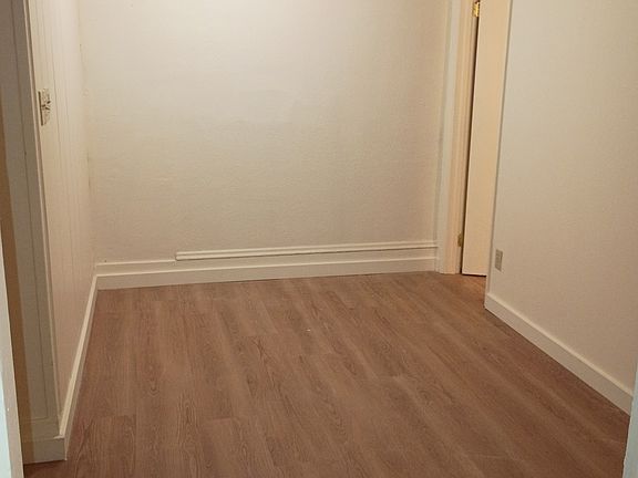 5th image of 161 N Nehalem St #1A