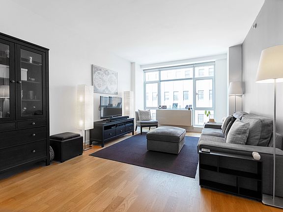 5th image of 189 Schermerhorn St APT 10F