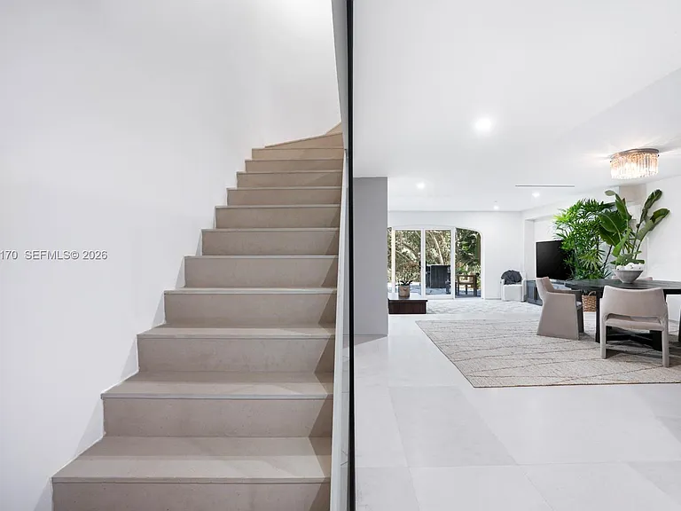 6206 Paradise Point Dr — Photo 5