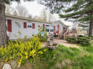 2016 Thirteen Mile Rd NE, Rockford, MI