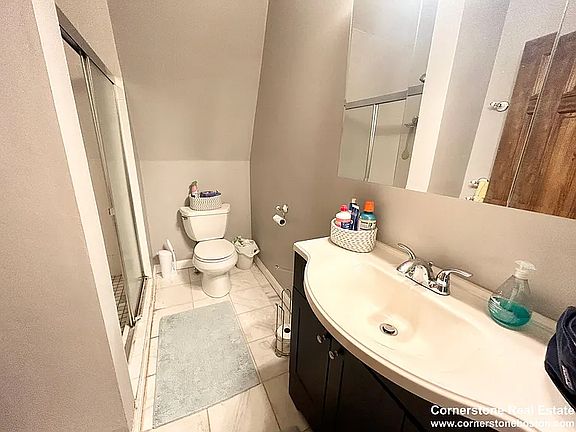 4th image of 37-39 Josephine Ave #2