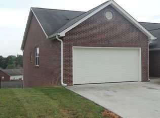 1148 Harbin Ridge Ln, Knoxville, TN 37909