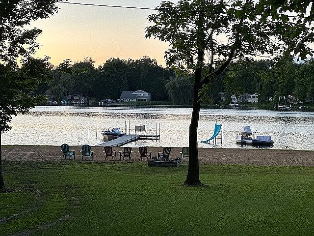 202 feet of lake frontage