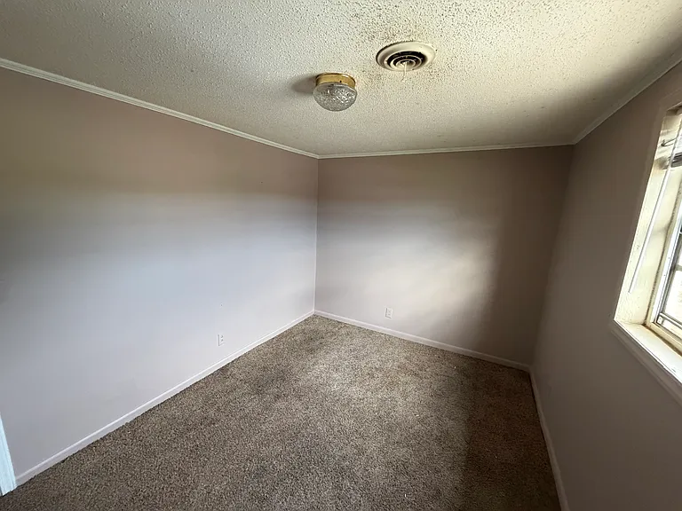 119 Springs East Rd #1 — Photo 11