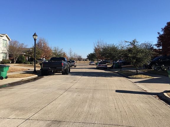 4th image of 2037 Kings Forest Dr
