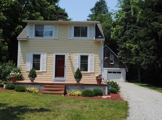 52 Woodland Rd, Madison, CT 06443