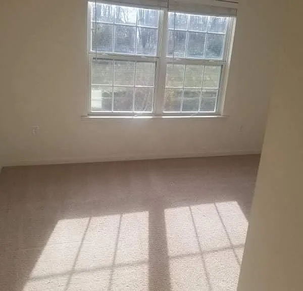 Again bedroom 2 without furniture
