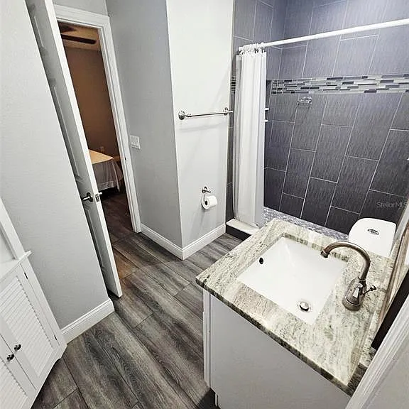 4803 Roush Ave #STUDIO — Photo 4