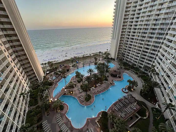 Explore 9900 S Thomas Dr, Panama City Beach, FL 32408: A Complete Travel Guide