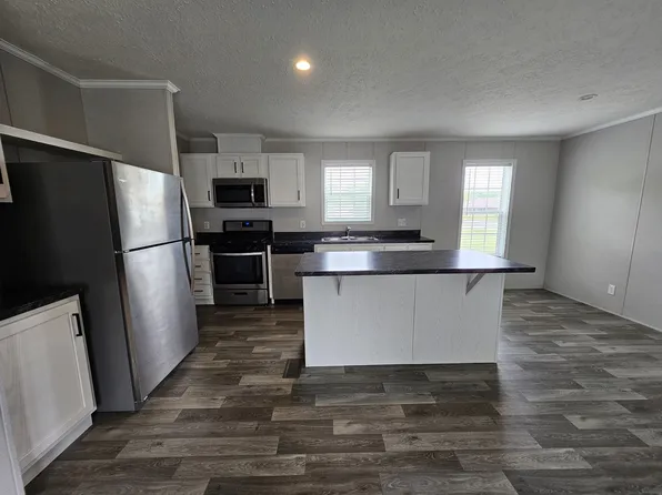 855 W Jefferson St Lot 42, Grand Ledge, MI 48837