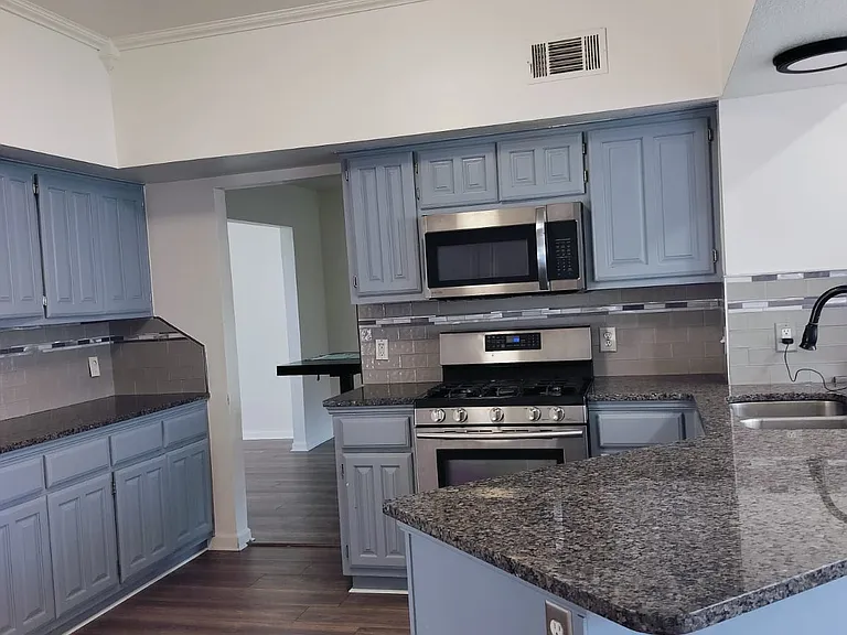 3100 W Norman Cir — Photo 3