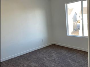 858 N Pheasant Run Ln, Lehi, UT 84043
