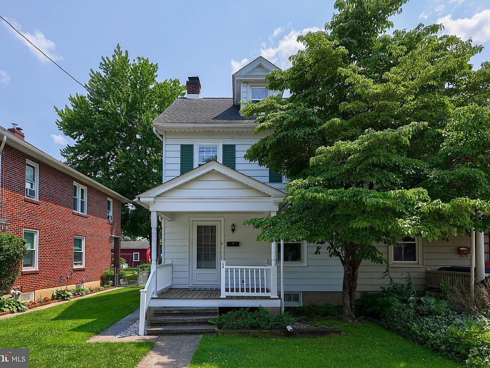 34 E Market St, Lititz, PA 17543 Zillow