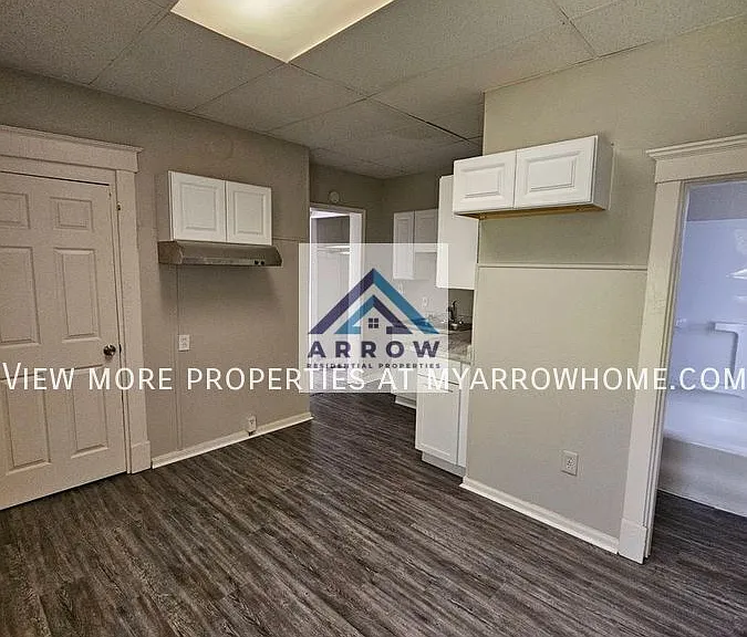 1632 Dewey Ave — Photo 7
