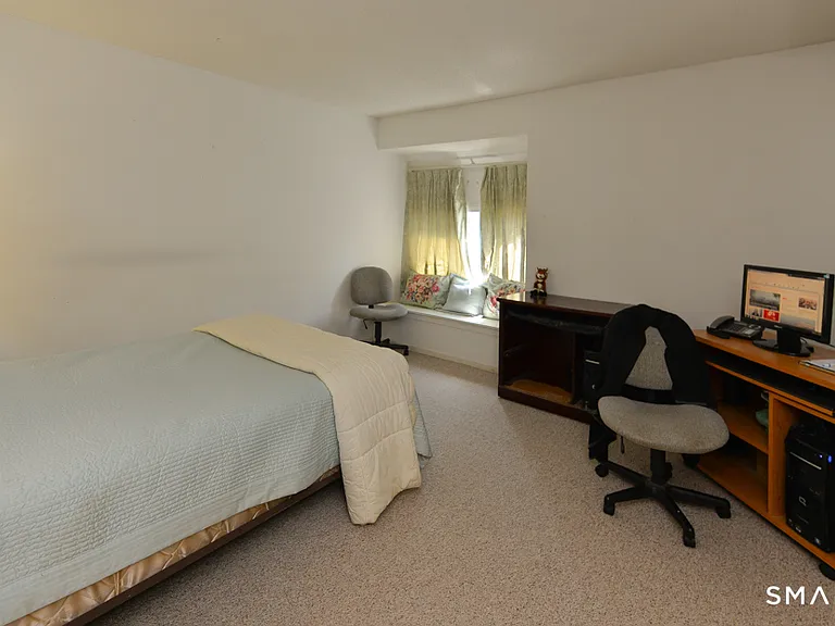 548 Heritage Vlg #A — Photo 8