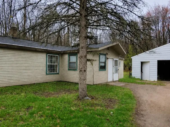 2995 S Tyndall Rd, Branch, MI 49402