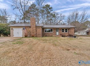 2909 Barkley Bridge Rd, Hartselle, AL 35640