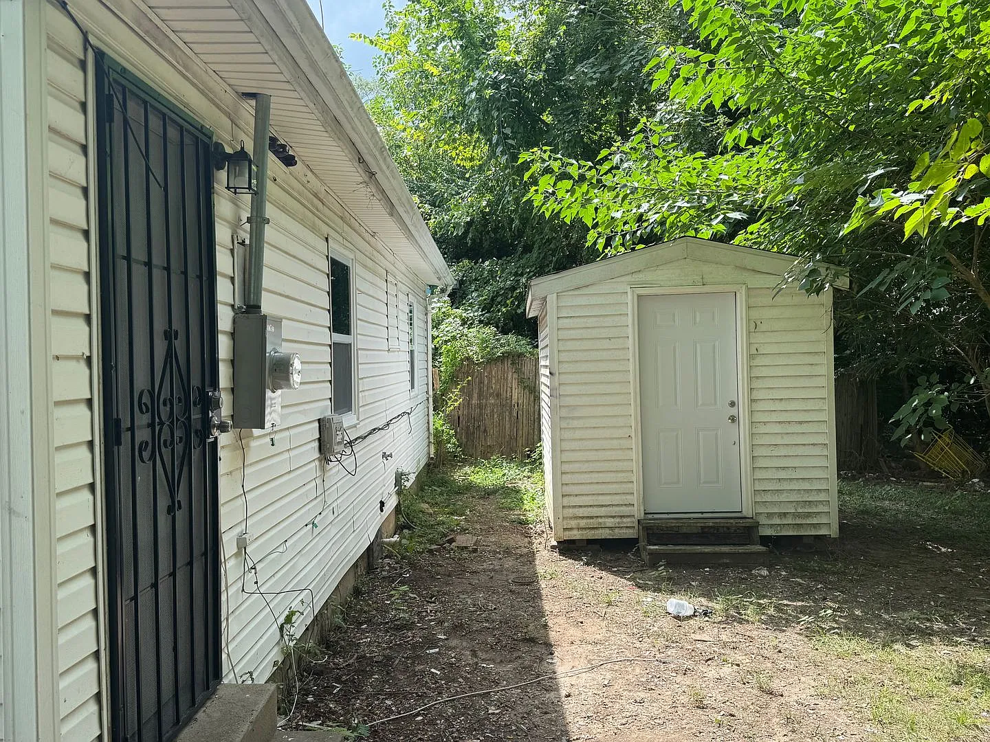 Newly Renovated Three Bed/One Bath — Photo 2