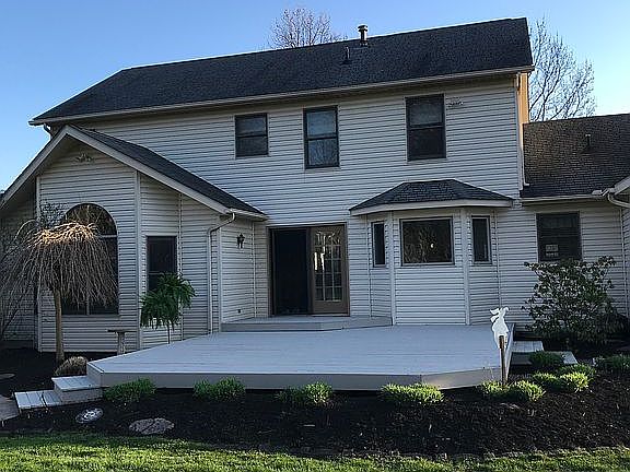 4th image of 1131 Beechwood Dr