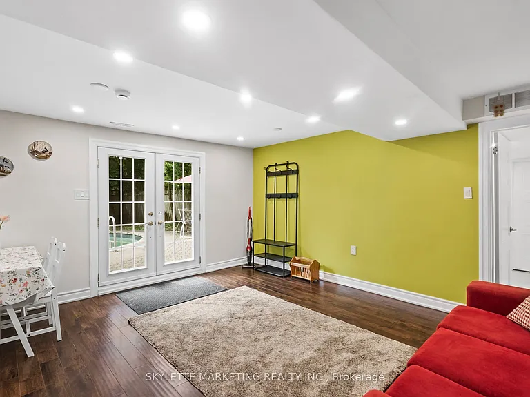 17 Sabrina Ct #BASEMENT — Photo 10