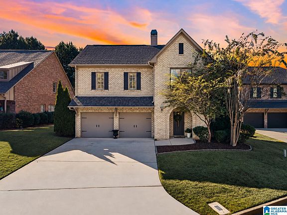 2nd image of 4632 Cotswold Ln