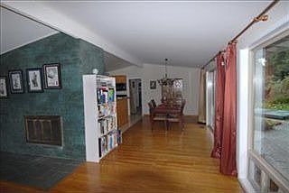 4th image of 218 164th Ave NE
