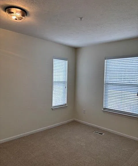 4303 Inverness St — Photo 15