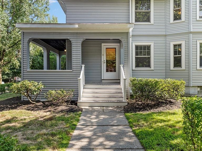 Listing photo 4
