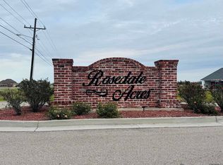 402 Harvest Ln, Port Allen, LA 70767