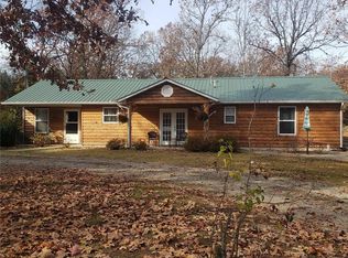 8575 N Service Rd, Bourbon, MO 65441