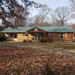8575 N Service Rd, Bourbon, MO, 65441