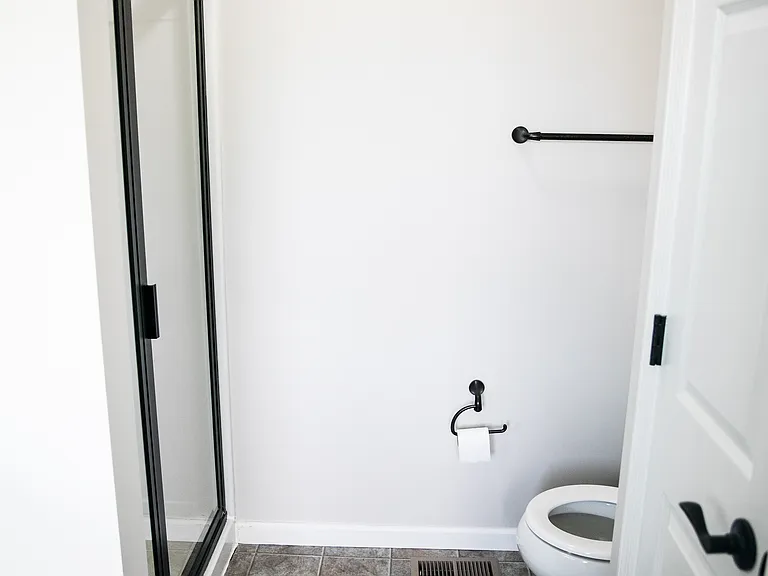 1004 Stillwater Dr — Photo 20