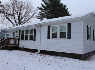 1276 E Fremont St, Galesburg, IL 61401