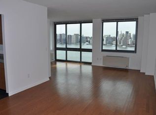 525 46th Ave, Long Island City, NY 11101