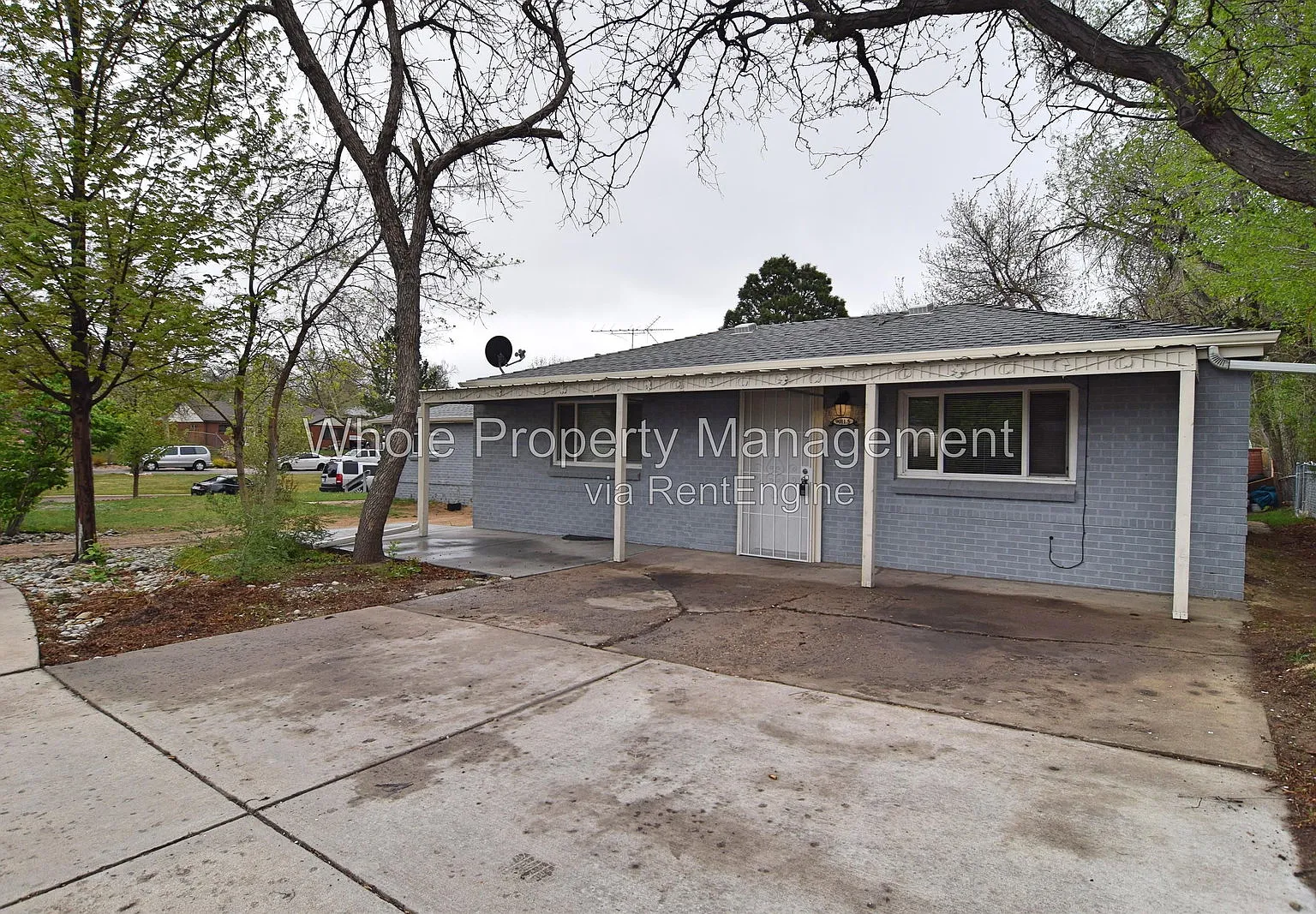 3 bed, 1.0 bath, 788 sqft, $1,600 — Photo 1