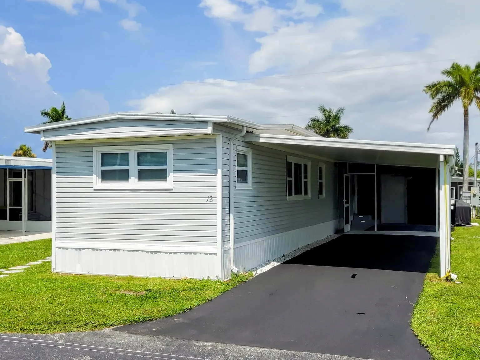 2 bed, 900 sqft, $1,800 — Photo 3