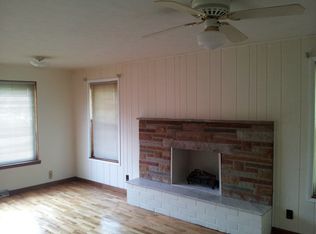 9760 N Stark Dr, Saginaw, MI 48609