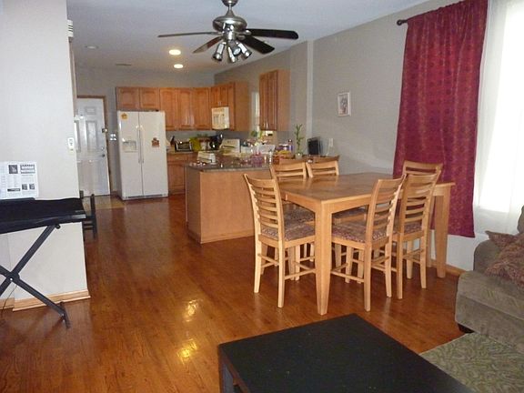 2nd image of 2453 N Ashland Ave #2-FLAT