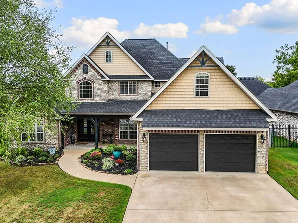 3706 SW Lone Oak Ave, Bentonville, AR 72712