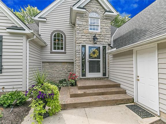 4th image of 7571 Southampton Dr